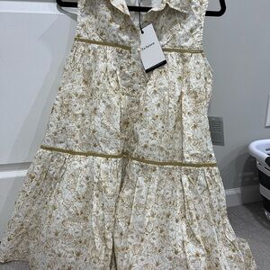 En Saison Ivory and Gold Floral Tiered Shirtdress